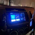شاشه فيها يوتيوب وبلوتوث