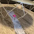 كوايه ملابس وطاوله للبيع