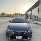 لكزس 2023H هايبرد