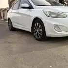 للبيع اكسنت 2015