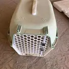 بيت قطه جديد فقط الي عليه غبار