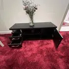 طاولتين تلفزيون نظيفه جدا