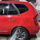 للبيع سيارة كيا كارينز 2011