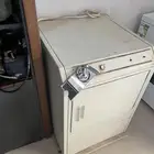 مجفف ملابس ماركة كليفناتور (شغال)