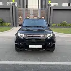 ديفندر V8