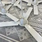 مراوح سقف شبه جديدةKDK