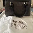 شنطة coach بني غامق
