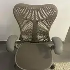 كرسي امريكي هيرمن ميلر ميرا