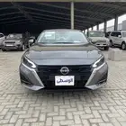 للبيع نيسان التيما 2023 SV. سعودي