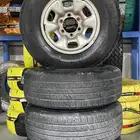 كفرات بجنوطها ماكثر من نص حال شبه جديده الحد 1000