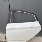 باب اكسنت خلفي يسار وكاله مافيه الى دقه خفيفه بدون تعديل