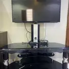 طاولة تلفزيون ذكي   اثاث