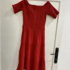 ملابس بناتي