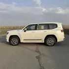 لاند كروزر 2022 GXR. L4 جديد
