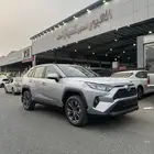 تويوتا راف فور xle فتحه شنطه كهرباء موديل 2025