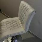 كرسي أبيض يدور مريح