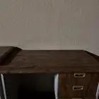 مكتب وطاولة خشب