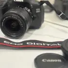 لبيع كاميرا كانون 600D