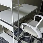 مكتبه مع كرسي وارفف