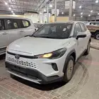 تويوتا كورلا كروس LE هايبرد 2025