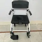 كرسي حمام لكبار السن وذوي الهمم