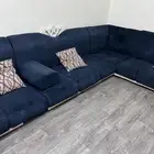 كنب فيه بقع بسيطه تروح بتنظيف بسيط