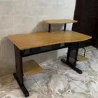 مكتب للدراسة والعمل