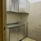 غرف عزاب للإيجار