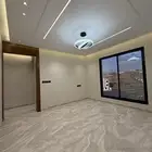 للبيع شقة علوي 6غرف وسطح خاص بحي البديع أبها خلف الراشد مول