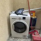 يوجد لدينا طاولة تنس وجلسات خارجيه ومجفف جديد كلها ماتشتكي