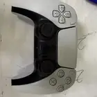 يد سوني 5 لها شهر عندي للبيع