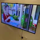 شاشة 55 بوصة سمارت مكسوره