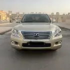 لكزس فل كامل سعودي ماشي 176 الف فقط