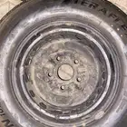 للبيع اربعه جنوط بدون الكفرات مقاس 14 تركب على الكرسيدا