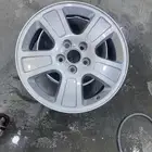 رش جنوط لمعه ومطفي ويوجد جميع الألوان ورش كليبرات