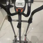 دراجة تمارين نظيفة شبه جديدة