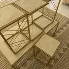 طاولة رخام مع اربع خدمات