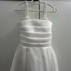 فستان ابيض