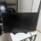 شاشة مستعملة للبيع