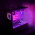 كمبيوتر قيمنق من انفني ارك نظييف