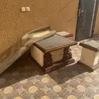 طاولات وفرشه نظاف على السوم