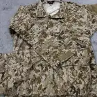 بدله امريكيه جديده غير مقيفه الستره L و البنطلون M