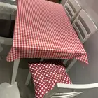 طاوله طعام