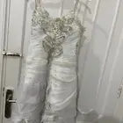 فستان زفاف للبيع