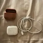 سماعات ايربودز الجيل 3