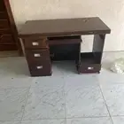 مكتب كمبيوتر لوجه الله جده للي يحتاجه يكلمني