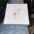 سماعات اير بودز