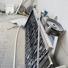 درابزين درج لم يستخدم أبدا يحتاج غسيل فقط