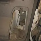 مطلوب غطيان نفس الي بالصورة الي عنده ياليت يتواصل
