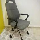 كرسي مكتبي مريح بحالة ممتازة